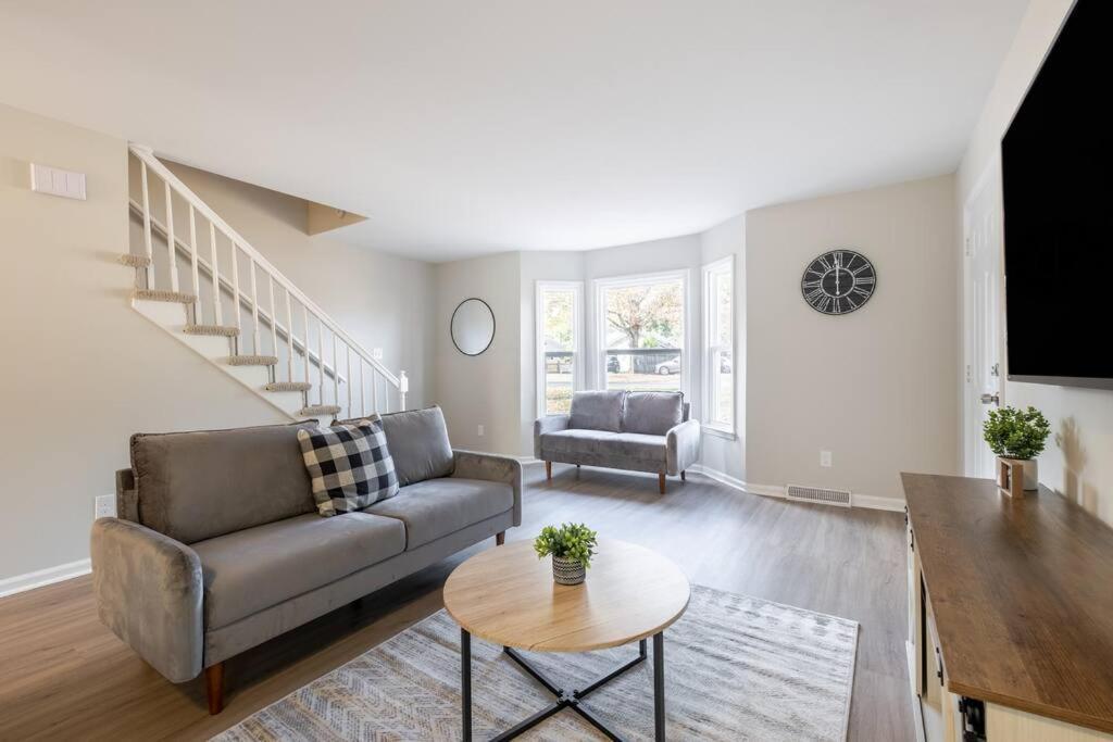 Stunning Southpark/Cotswold Home Σάρλοτ Εξωτερικό φωτογραφία